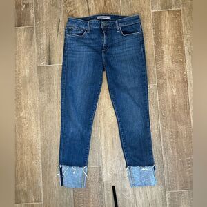 Joe's Jeans Cuff Crop Light Wash Distressed Denim Size 29 Women's EUC